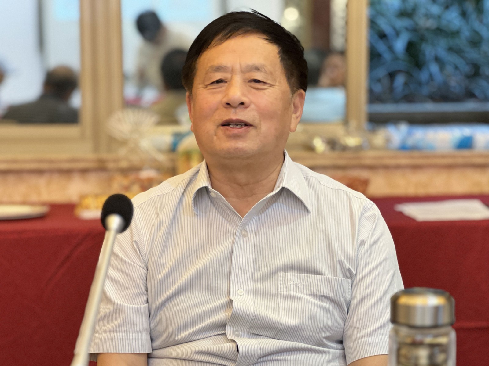 郑主任.jpg